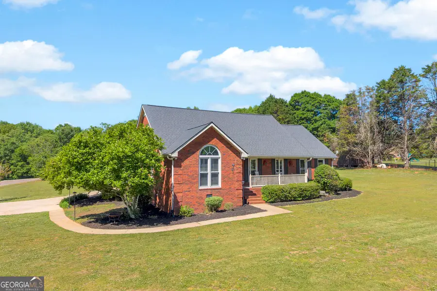 71 Woodridge Way, Royston, GA 30662 - #2