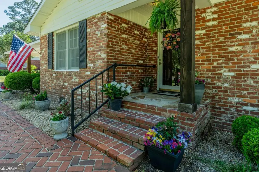 1617 Windsor Drive, Waycross, GA 31503 - #2