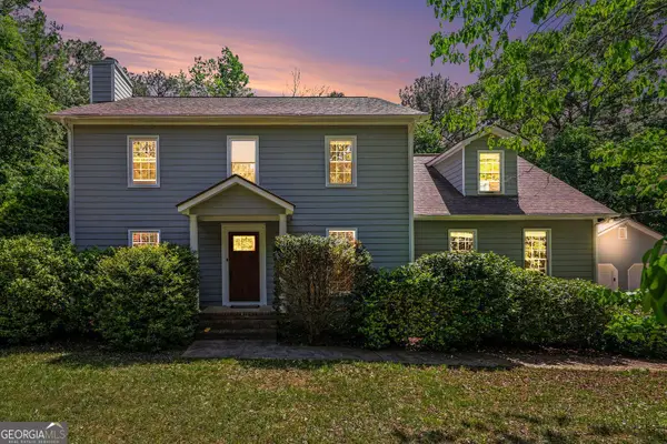 215 Hampton Woods Drive, Fayetteville, GA 30215