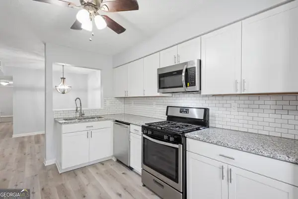 6430 Oakleaf Way, Morrow, GA 30260