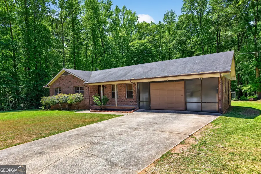 205 Dunwoody Circle, Griffin, GA 30223 - #3