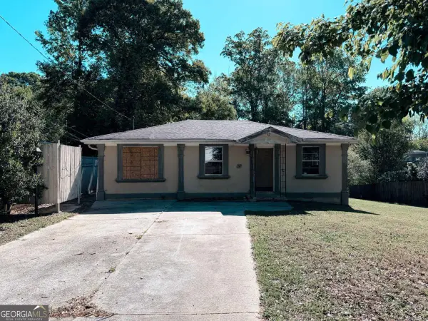 349 Diane Drive Se, Smyrna, GA 30082