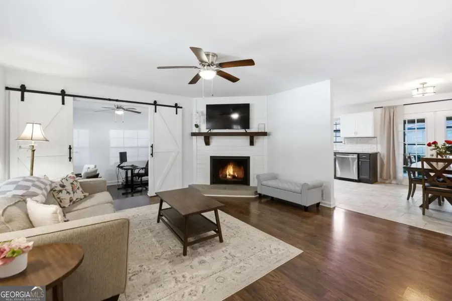 1747 Country Park Way, Lawrenceville, GA 30043 - #3