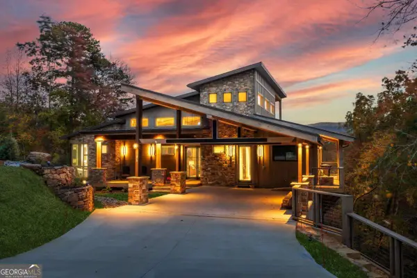 142 Sequoyah Ridge, Blue Ridge, GA 30513