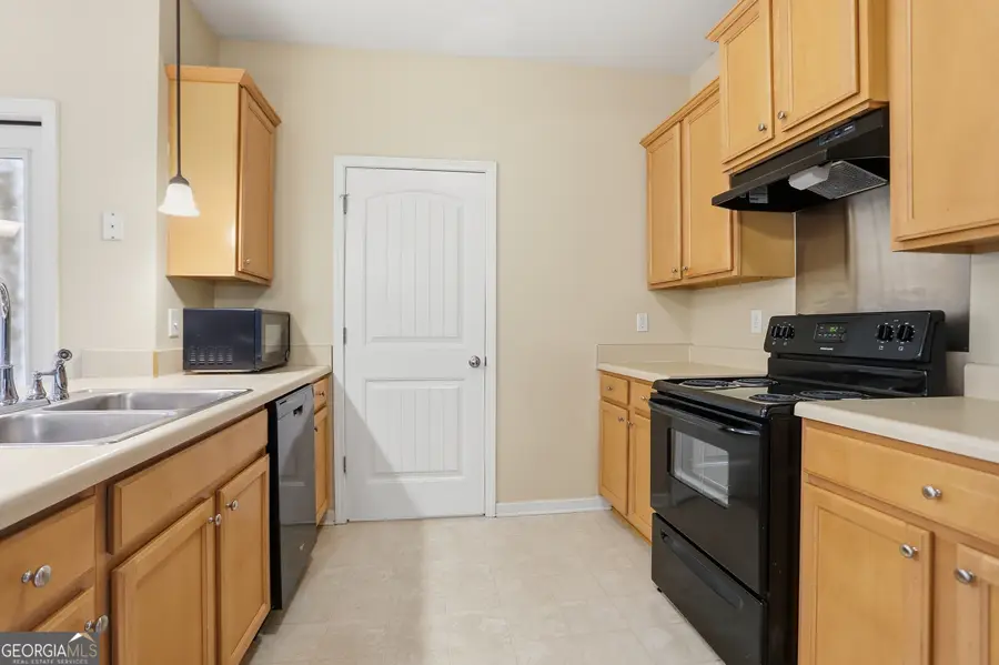 16 Thomas Court Nw, Cartersville, GA 30121 - #2
