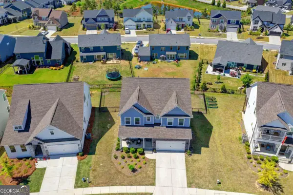 572 Redfish Way, Hoschton, GA 30548