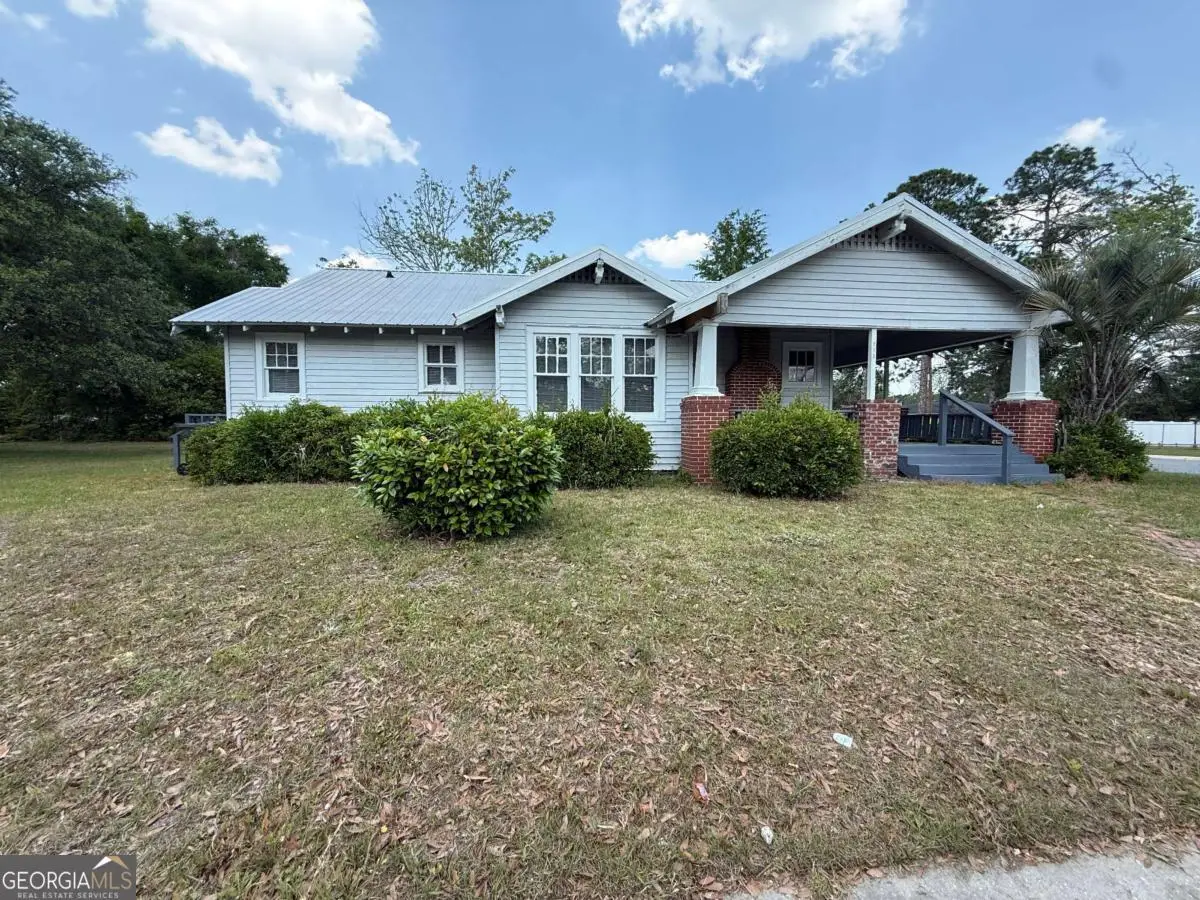713 Quaterman Street, Waycross, GA 31501 - #1