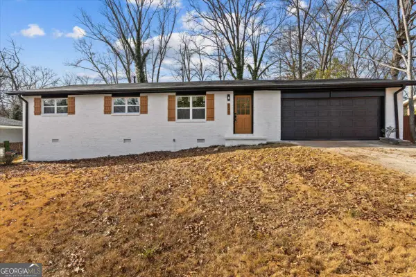 520 Stonewood Drive, Stone Mountain, GA 30087