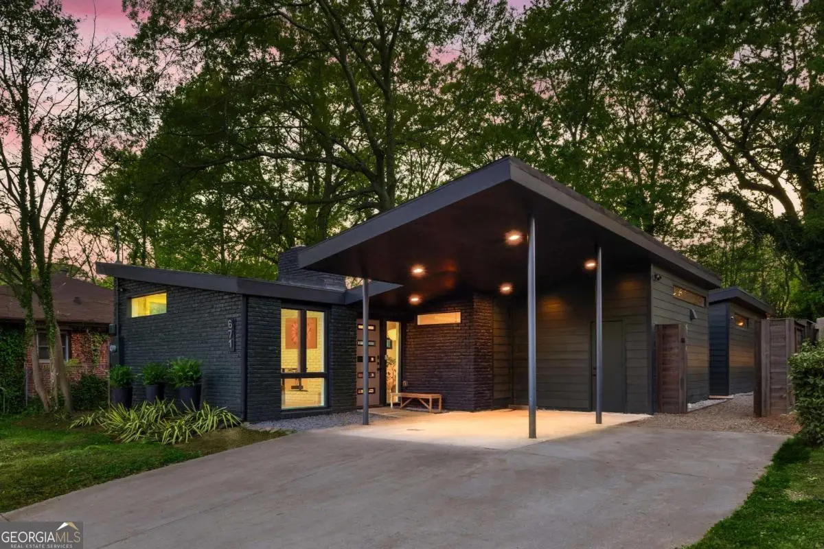 671 Clover Street Sw, Atlanta, GA 30310 - #1