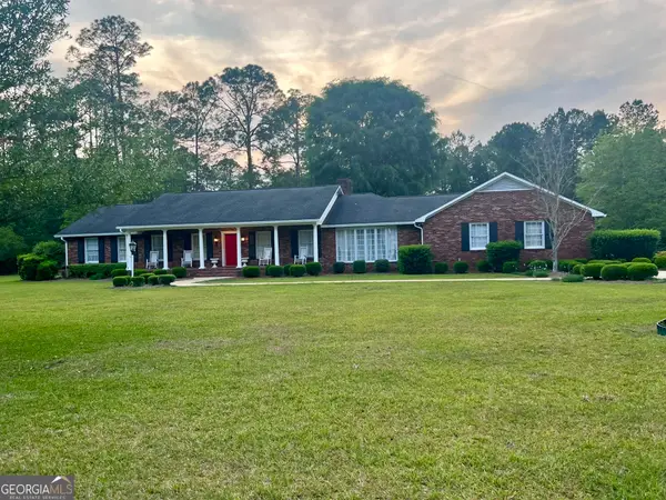 357 Knotty Pine Drive, Jesup, GA 31545