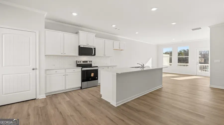 6704 Leigh Street, Flowery Branch, GA 30542 - #3