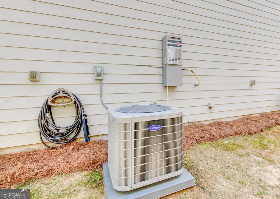 23 S York Drive, Newnan, GA 30265 - #3