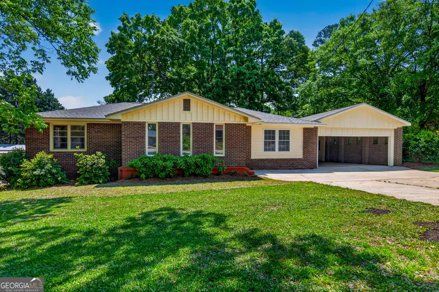 121 N Chilton Crescent, Lagrange, GA 30240 - #2