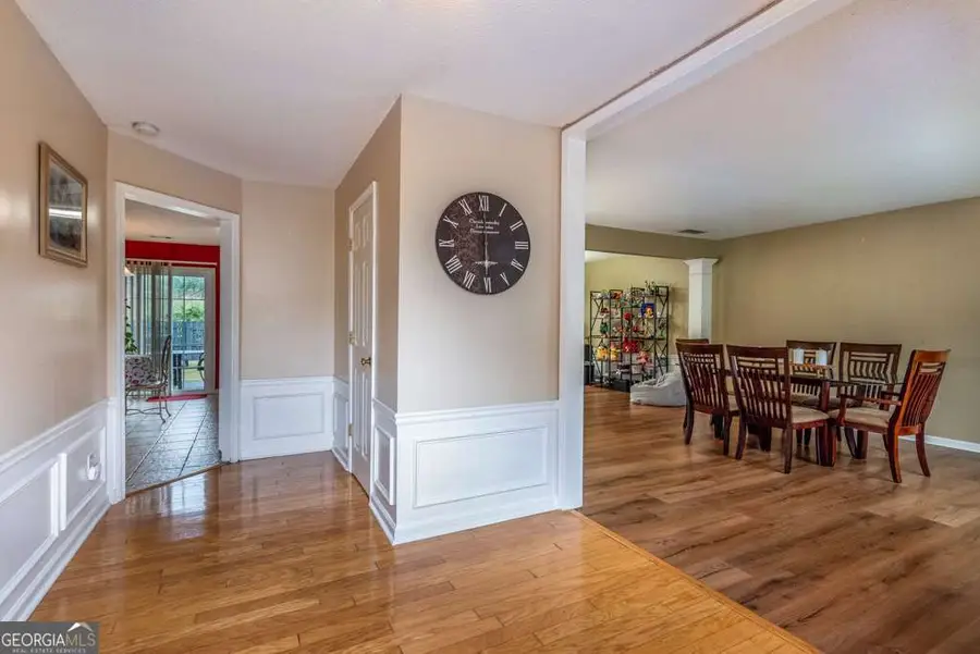 660 Glenbarrett Court Ne, Marietta, GA 30066 - #3