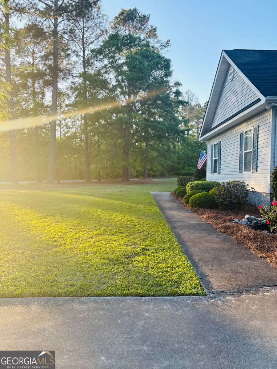 733 Flanders Lane, Dublin, GA 31021 - #3