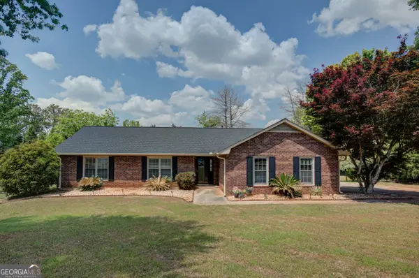 110 Beacon Drive, Fayetteville, GA 30215