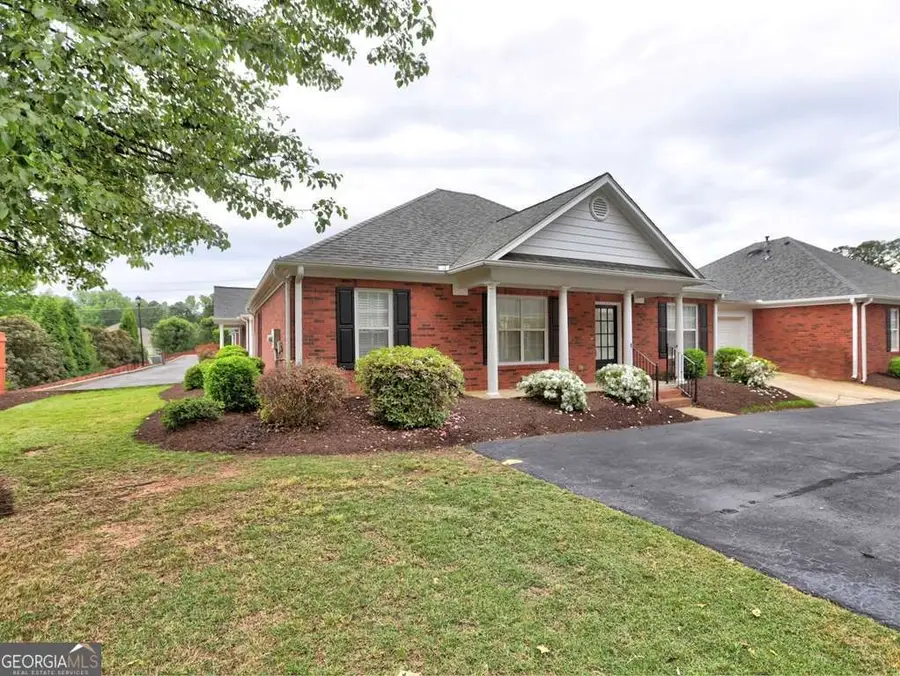 512 Courtyard Way, Woodstock, GA 30189 - #2