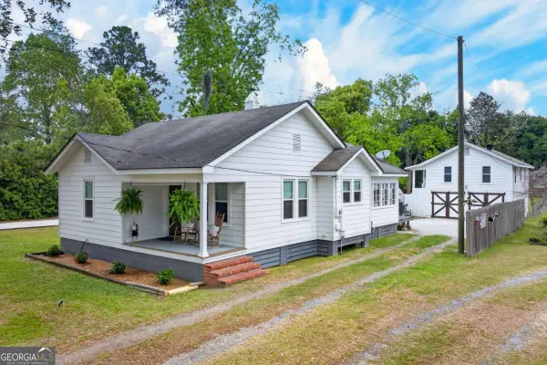 90 Varnedoe Avenue, Savannah, GA 31408