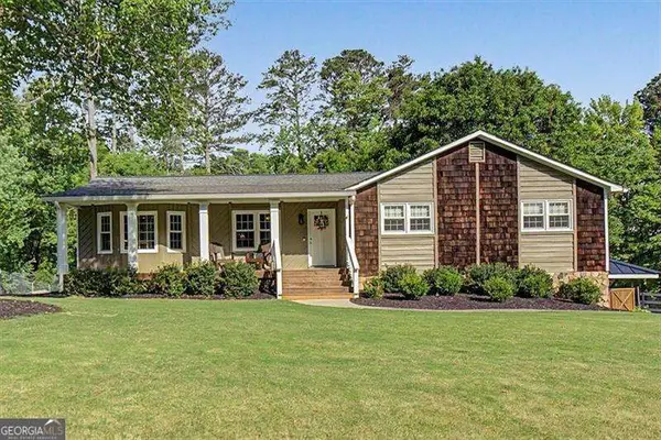 904 Andover Court, Woodstock, GA 30188