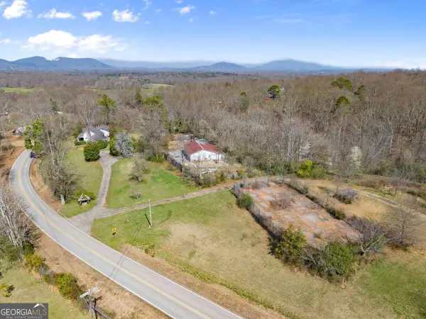 111 Skitts Mountain Road, Cleveland, GA 30528