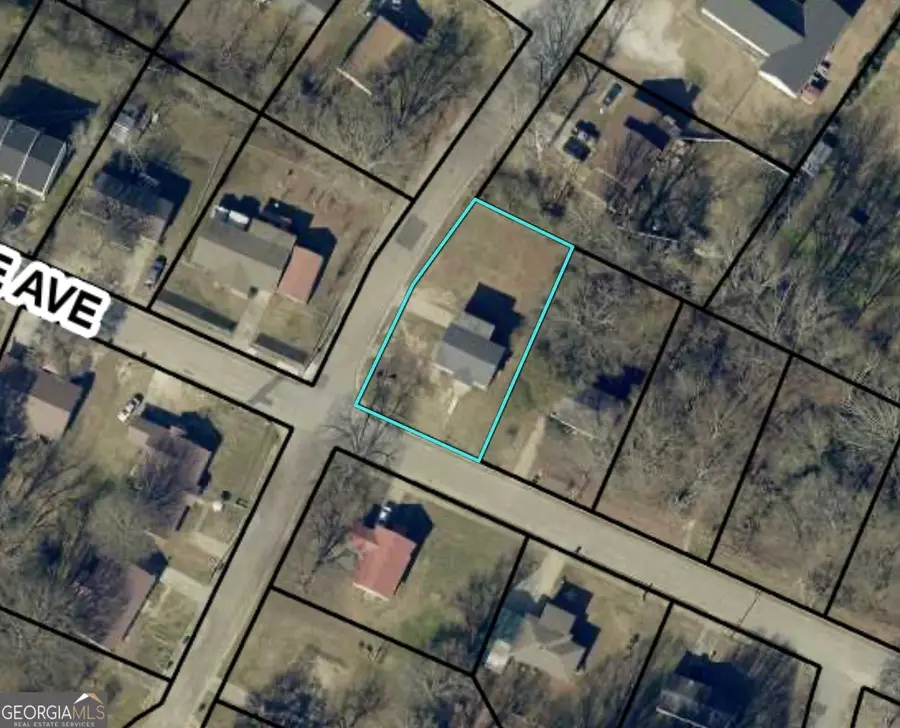 174 Textile Avenue, Lavonia, GA 30553 - #2