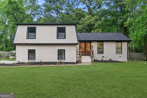 105 Lafayette Drive, Fayetteville, GA 30214