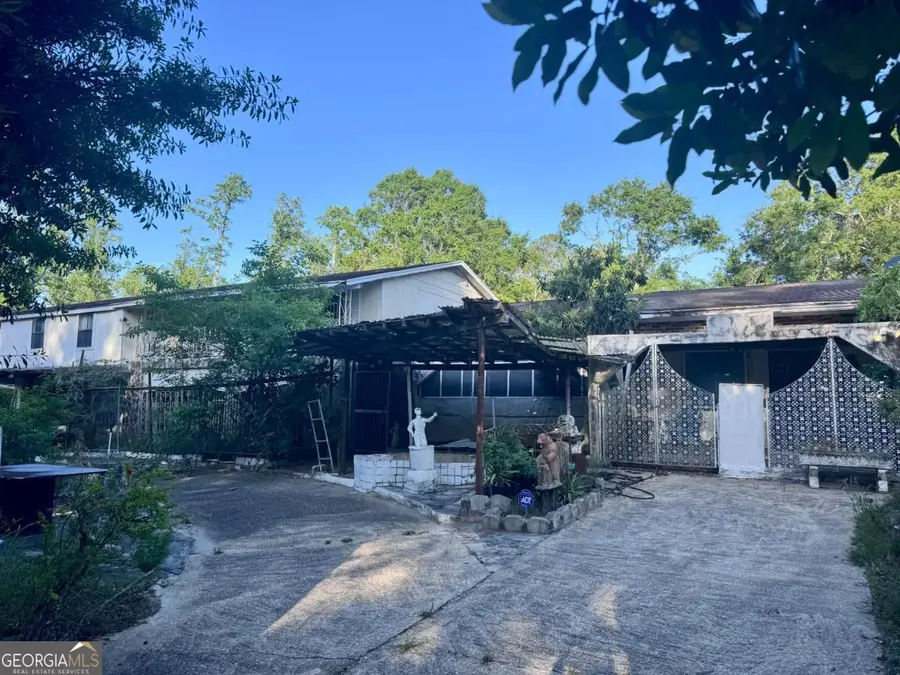 611 S Bead Street, Alma, GA 31510 - #2