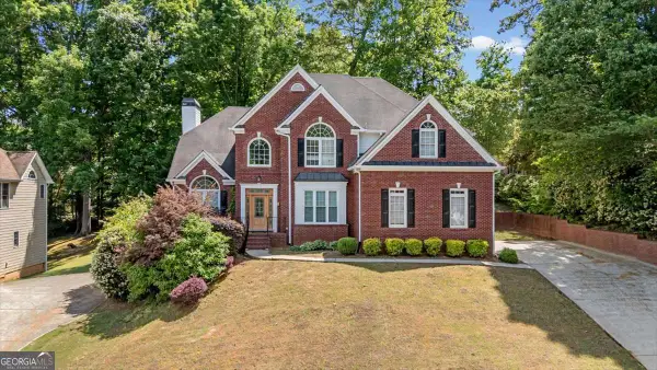 6915 Glen Cove Lane, Stone Mountain, GA 30087