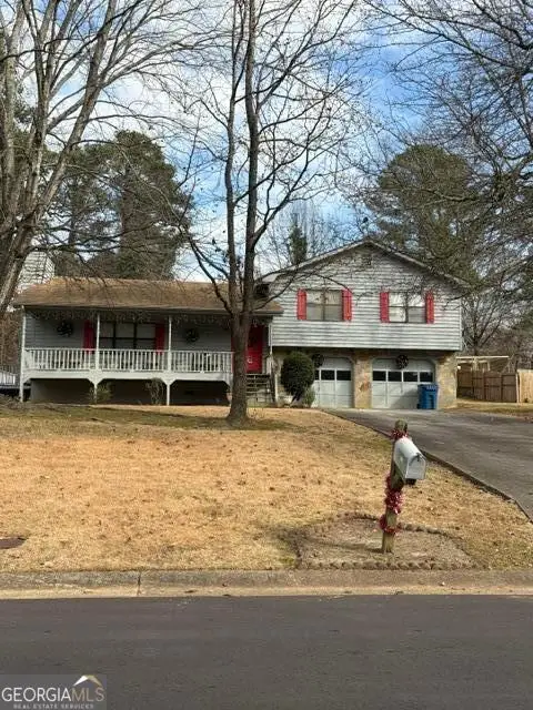 1208 Gate Post Lane, Lawrenceville, GA 30044