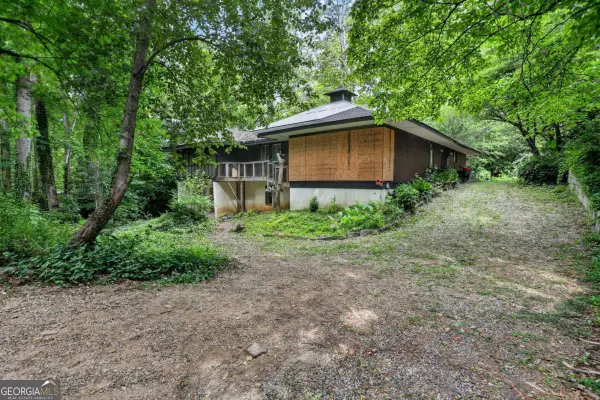 4015 Mcclatchey Circle Ne, Atlanta, GA 30342