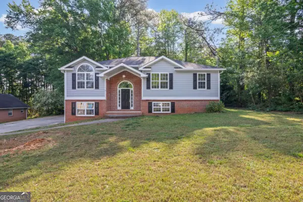 3911 Brianna Drive, Powder Springs, GA 30127