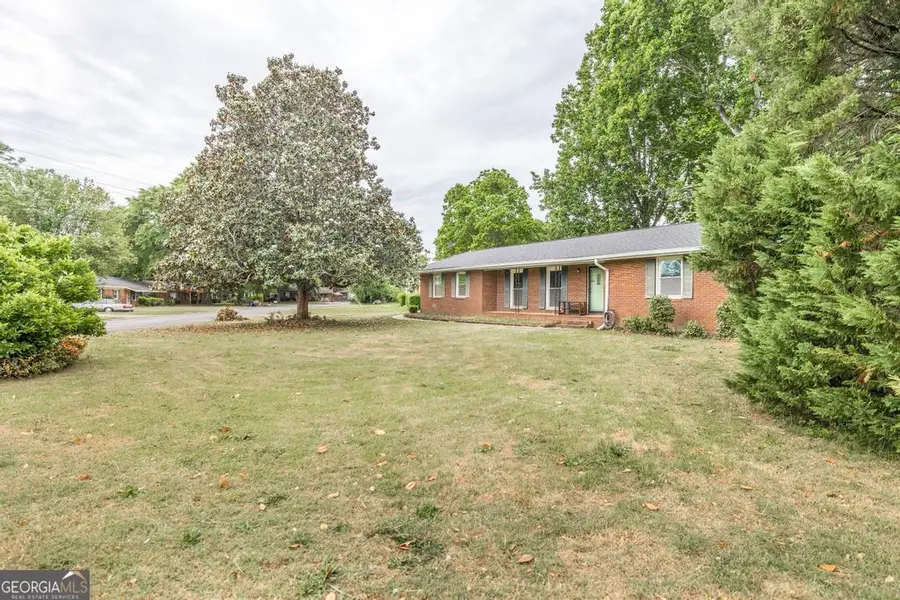 105 Auburn Dr, Warner Robins, GA 31088 - #2