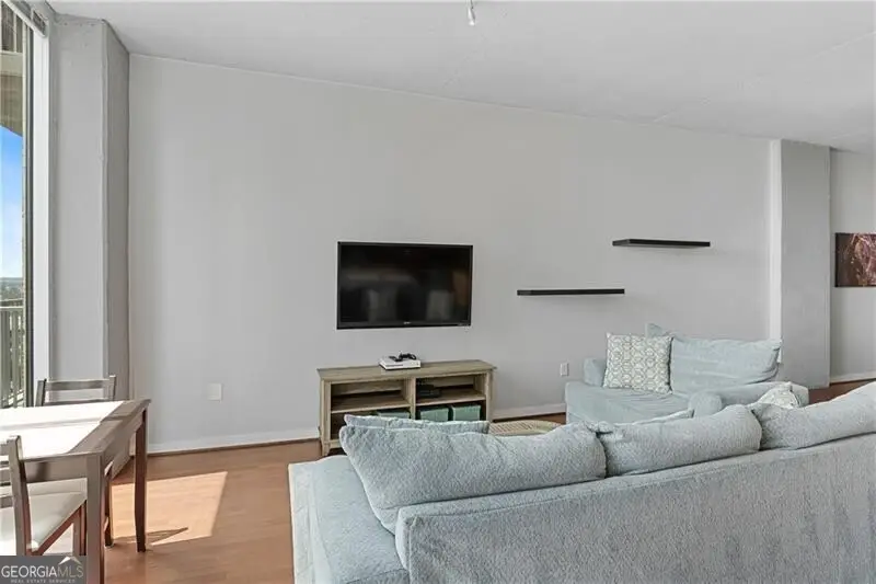 361 17th Street Nw #2115, Atlanta, GA 30363 - #3