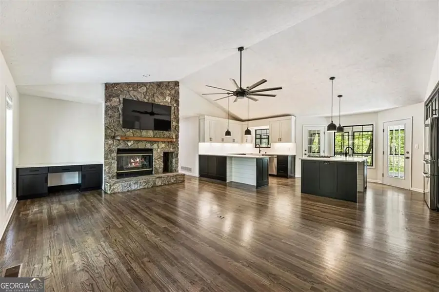 190 Red Coat Pass, Jasper, GA 30143 - #2