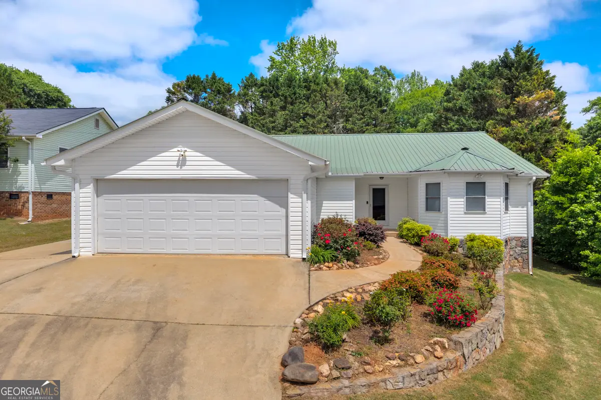 99 Parker Street, Carnesville, GA 30521 - #1