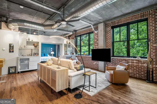 3235 Roswell Road Ne #405, Atlanta, GA 30305