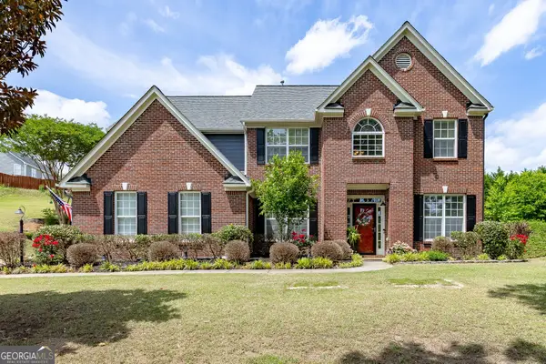 933 Cruce Lake Drive, Hoschton, GA 30548