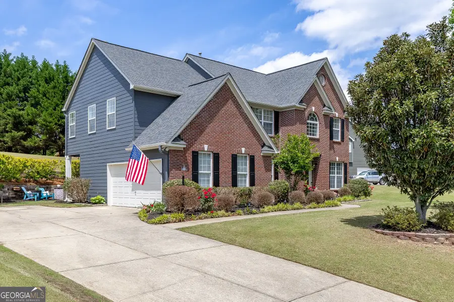 933 Cruce Lake Drive, Hoschton, GA 30548 - #2