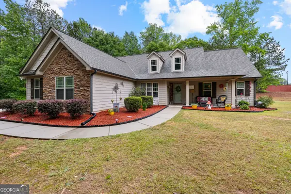 32 Brooks Lake Drive, Newnan, GA 30263