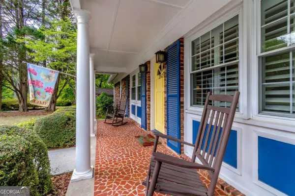 2626 Shetland Drive, Decatur, GA 30033