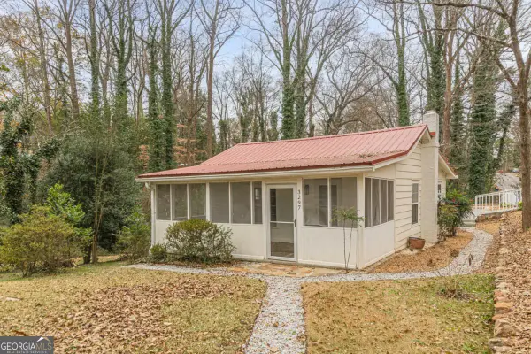 3297 College Street, College Park, GA 30337