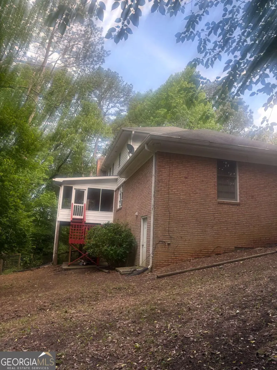 2562 River Knoll Drive Sw, Lilburn, GA 30047 - #3