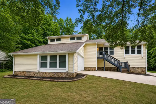 1920 Oakleaf Lane, Lithia Springs, GA 30122