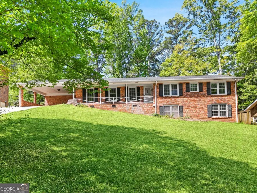 972 Bingham Lane, Stone Mountain, GA 30083 - #2