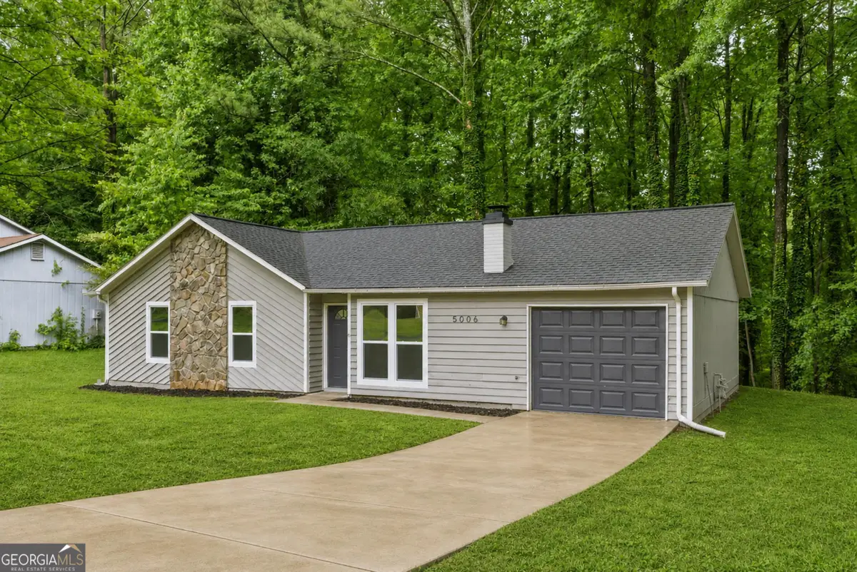 5006 Galbraith Circle, Stone Mountain, GA 30088 - #1