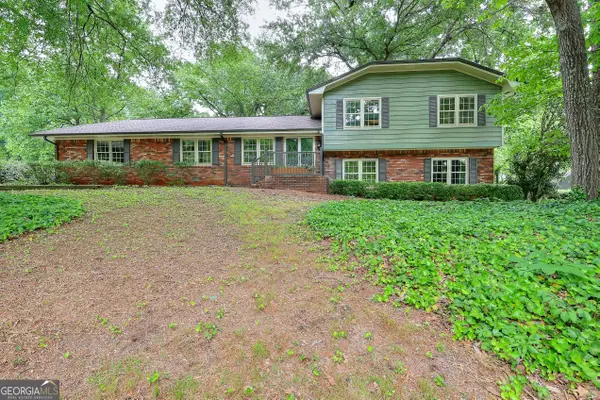 1878 Harbour Oaks Drive, Snellville, GA 30078