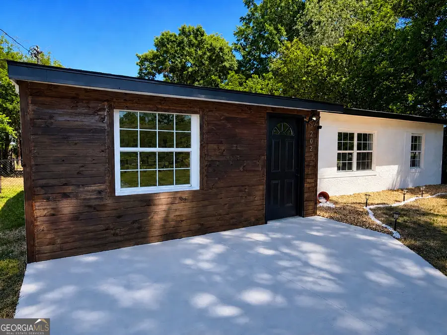 202 Elmwood Street, Warner Robins, GA 31093 - #2
