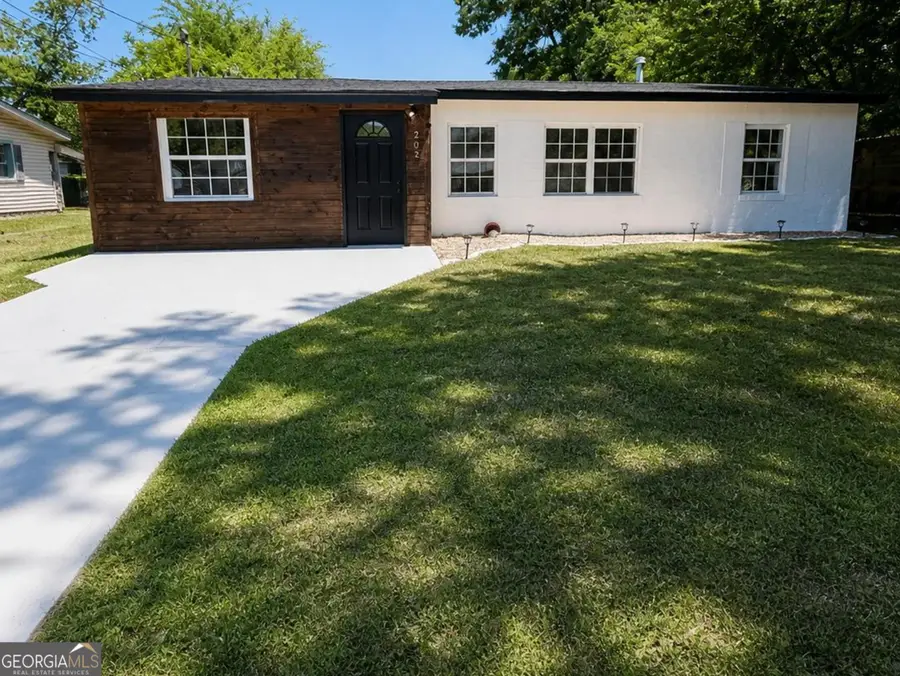 202 Elmwood Street, Warner Robins, GA 31093 - #3