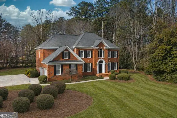 1700 Canterbury Pointe Se, Conyers, GA 30013