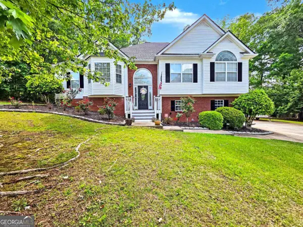 6 Enclave Court, Powder Springs, GA 30127